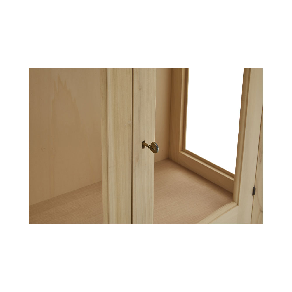 Vitrina lemn masiv 2 usi cu dimensiunea 107 x 46 x 102 cm - ZN 713G - imagine 7